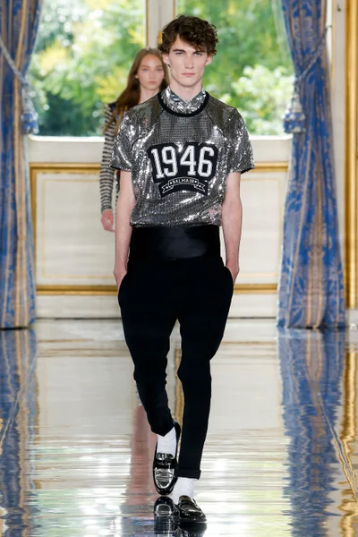 Look 74